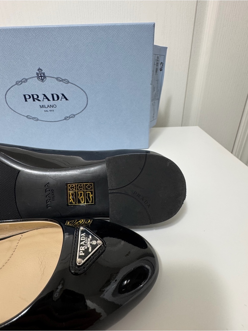 Prada Calzature Donna Ballet Flats
Black Patent Leather - Picture 7 of 9